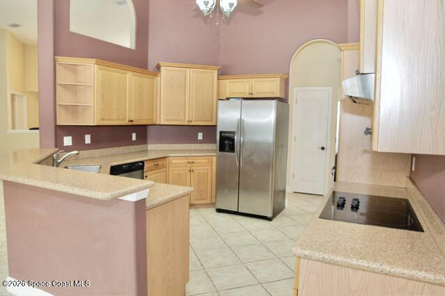 915 Starling Way Rockledge, FL 32955 - Photo 6 of 22 Kitchen