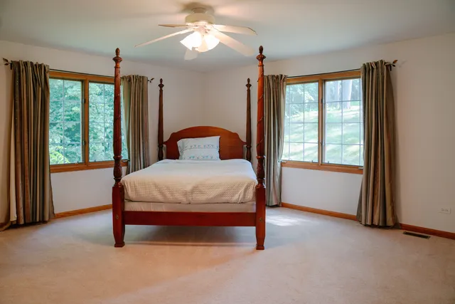 $389,990 | 38815 North Broadway Avenue, Antioch, IL 60002