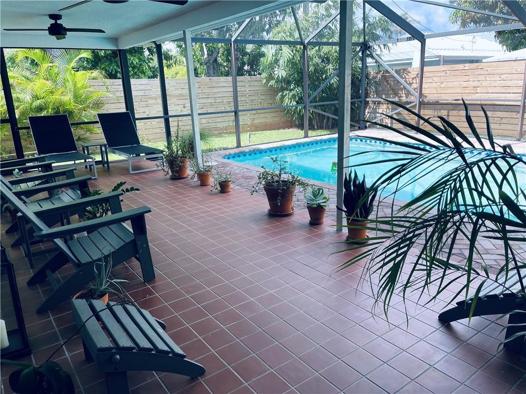 975 Southwest 12th Terrace Boca Raton, FL 33486 - Photo 22 of 25 Photo 22