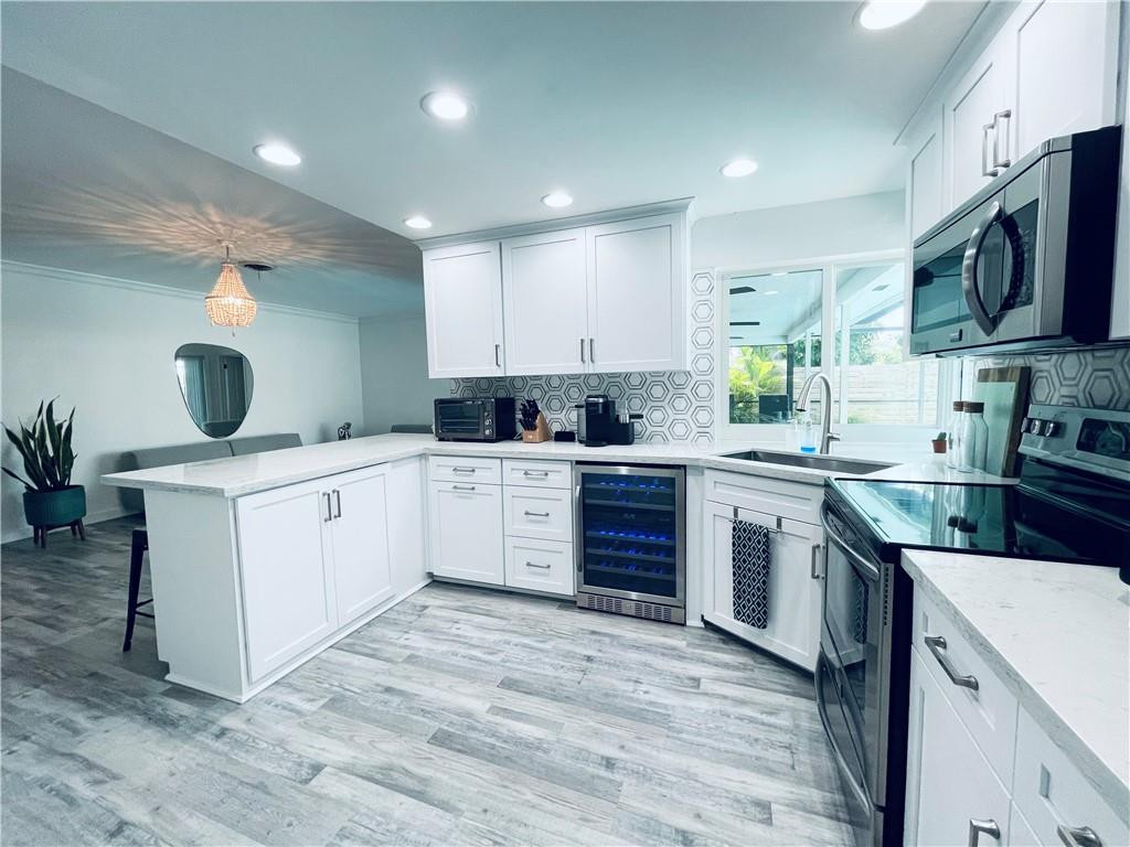 975 Southwest 12th Terrace Boca Raton, FL 33486 - Photo 9 of 25 Photo 9