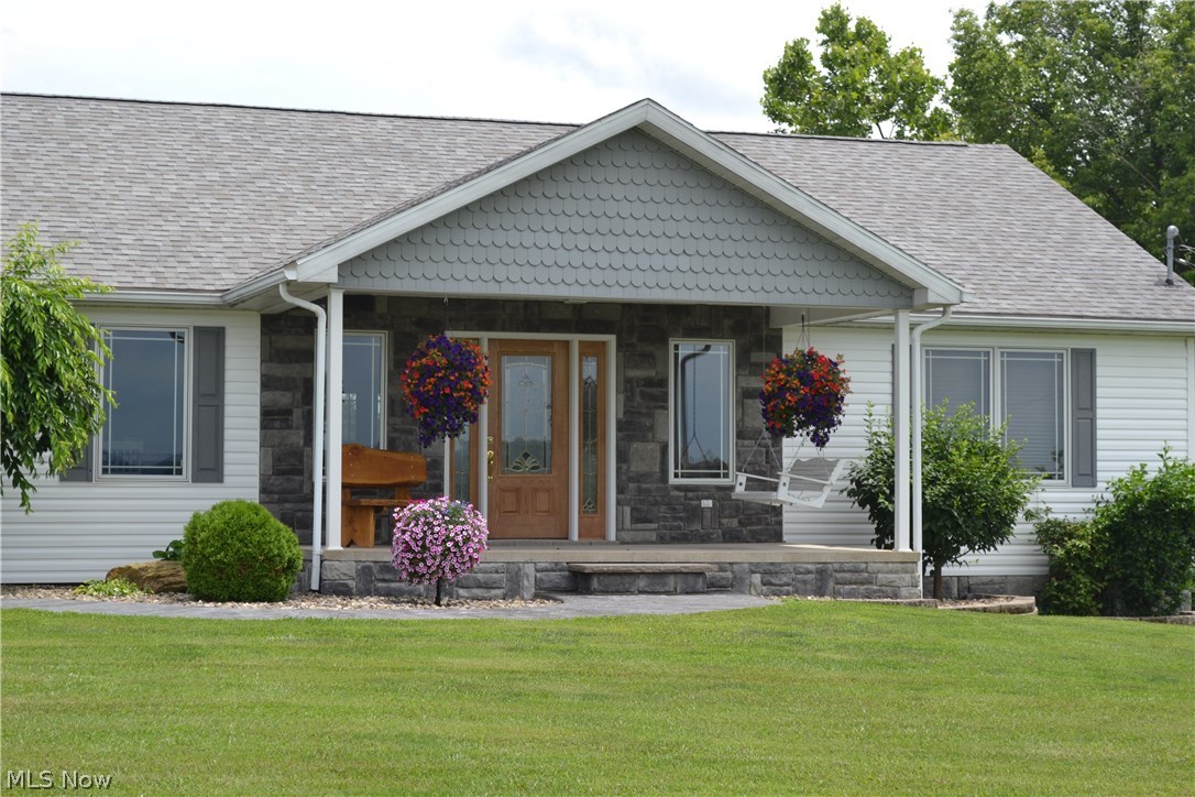 129 High Knob Road Mineral Wells, WV 26150 - Photo 2 of 35 Gallery Image 2