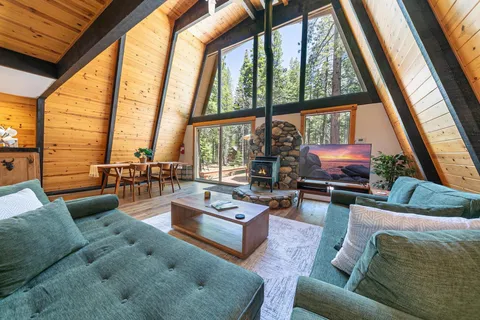 $720,000 | 14258 Glacier View Drive, Truckee, CA 96161