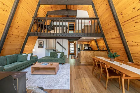 $720,000 | 14258 Glacier View Drive, Truckee, CA 96161