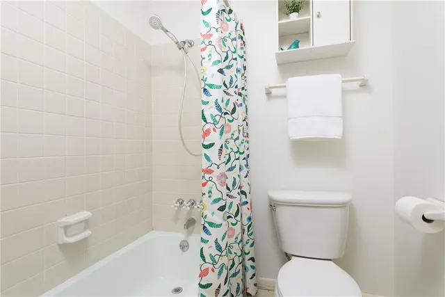 $385,000 | 9604 Nieman Place, Overland Park, KS 66214