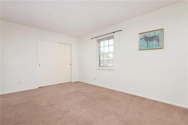 $379,000 | 9604 Nieman Place, Overland Park, KS 66214