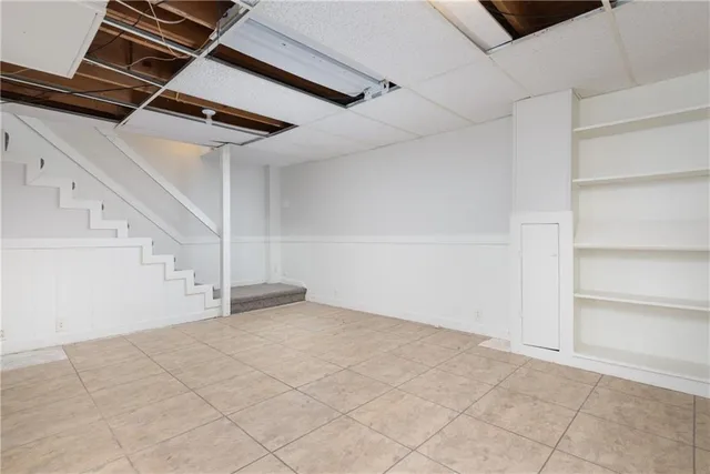 $385,000 | 9604 Nieman Place, Overland Park, KS 66214