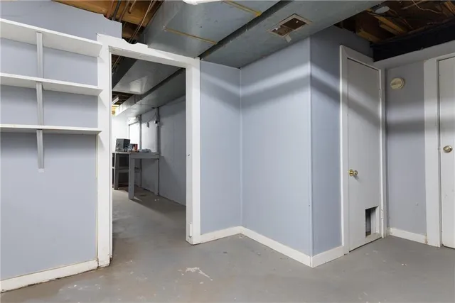 $385,000 | 9604 Nieman Place, Overland Park, KS 66214