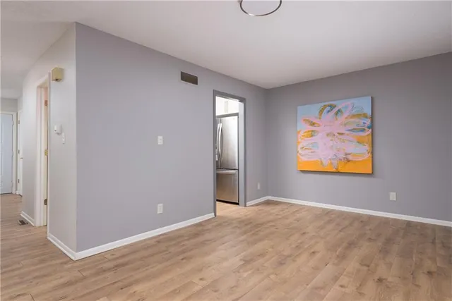 $385,000 | 9604 Nieman Place, Overland Park, KS 66214