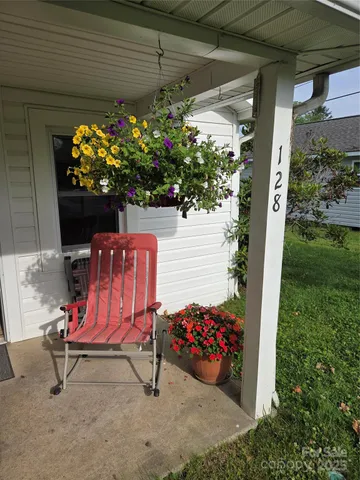 a view of outdoor space