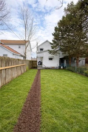 $69,995 | 1631 3rd Avenue, New Kensington, PA 15068