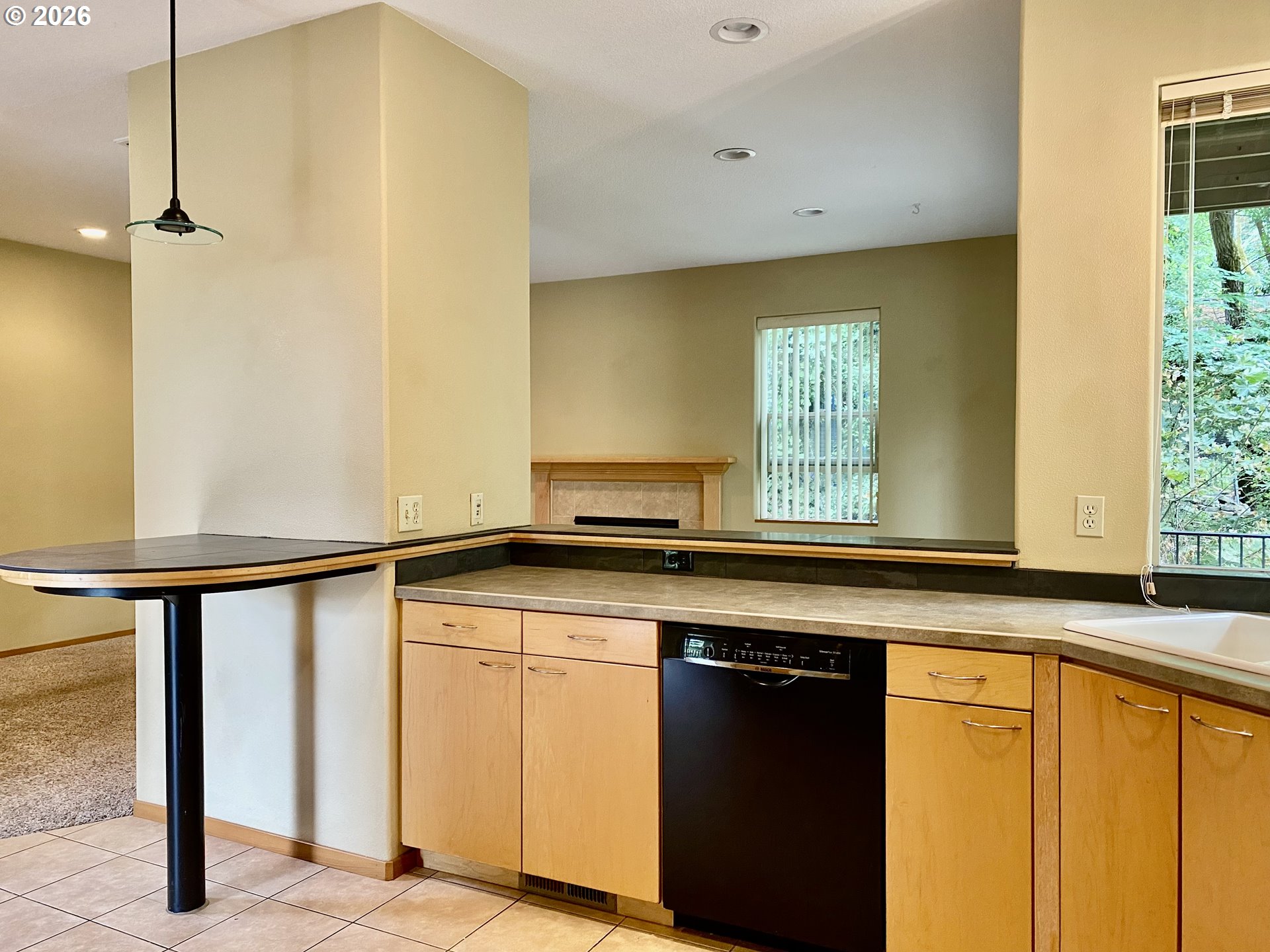 11450 Southwest Capitol Highway Portland, OR 97219 - Photo 33 of 45