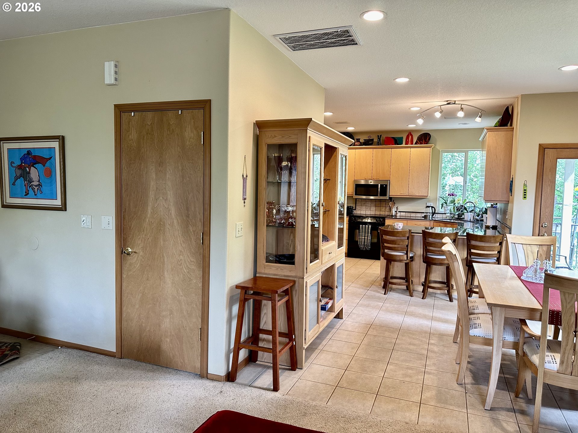 11450 Southwest Capitol Highway Portland, OR 97219 - Photo 8 of 45