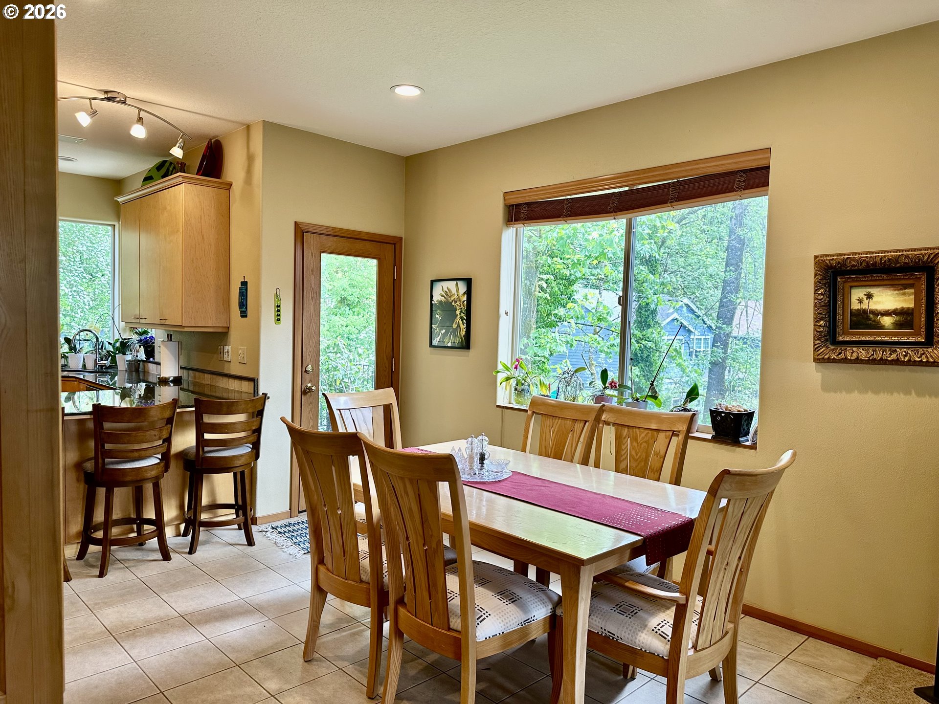 11450 Southwest Capitol Highway Portland, OR 97219 - Photo 9 of 45