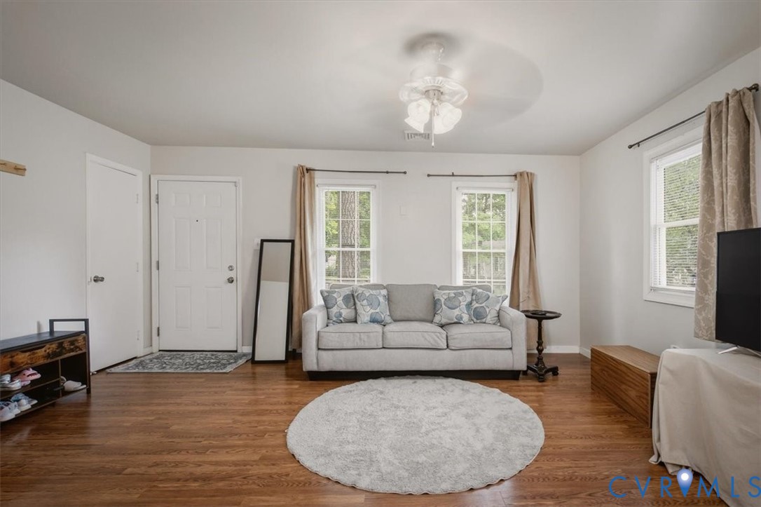 4636 Twelveoaks Road Midlothian, VA 23112 - Photo 6 of 38