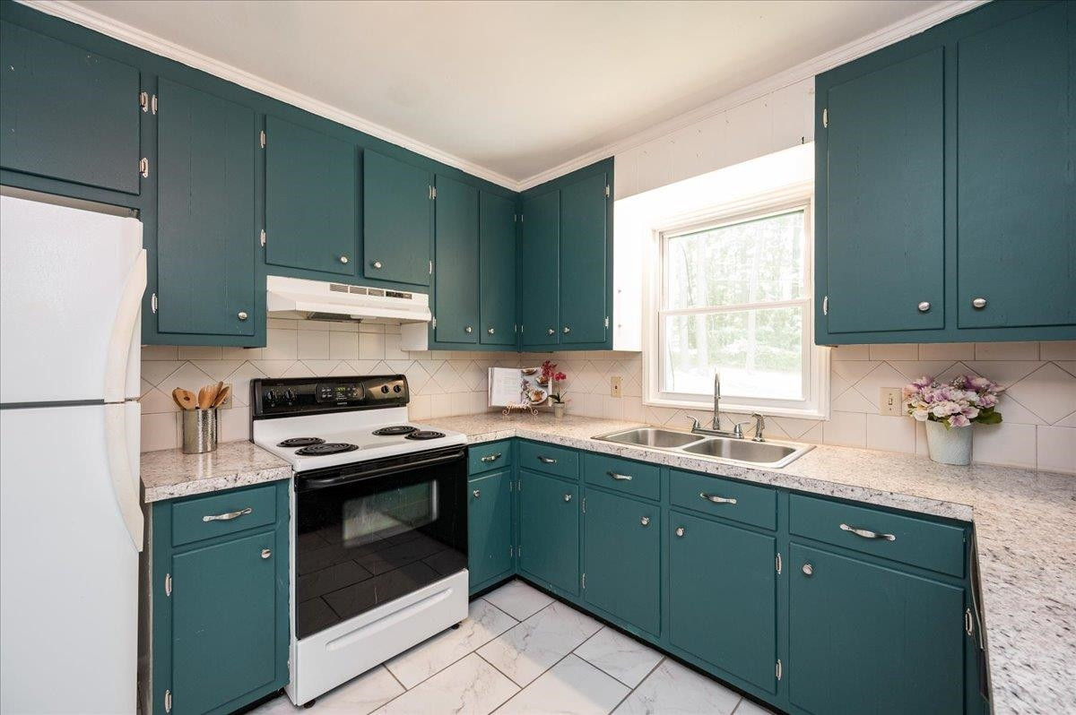 814 Forge Road Durham, NC 27713 - Photo 8 of 24 Photo 8