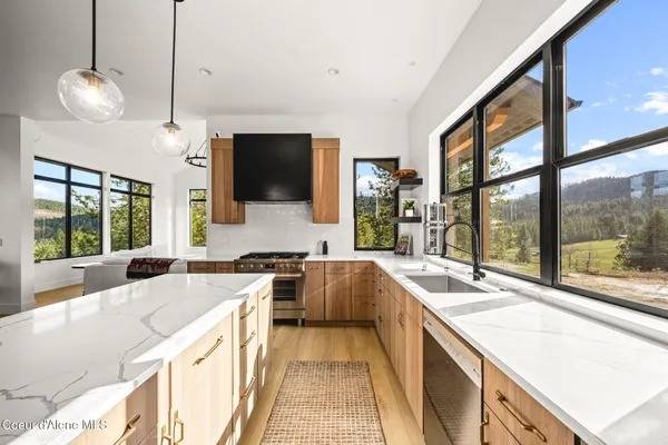 $2,495,000 | 3693 South Puma Drive, Coeur D'Alene, ID 83814