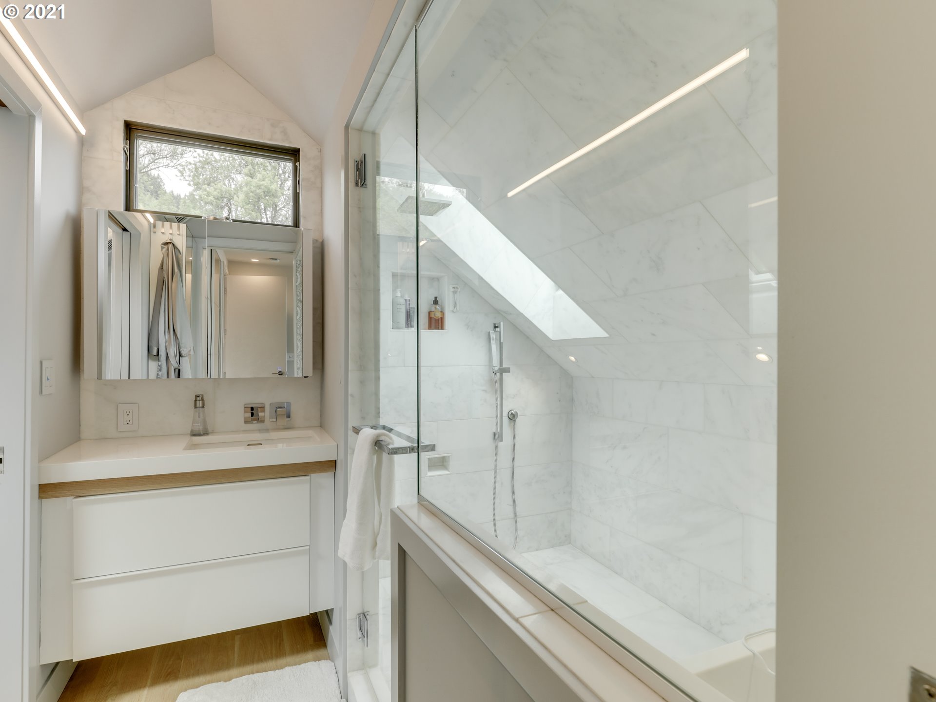 24800 Northwest St Helens Road, Unit L12 Portland, OR 97231 - Photo 24 of 32 Gallery Image 24
