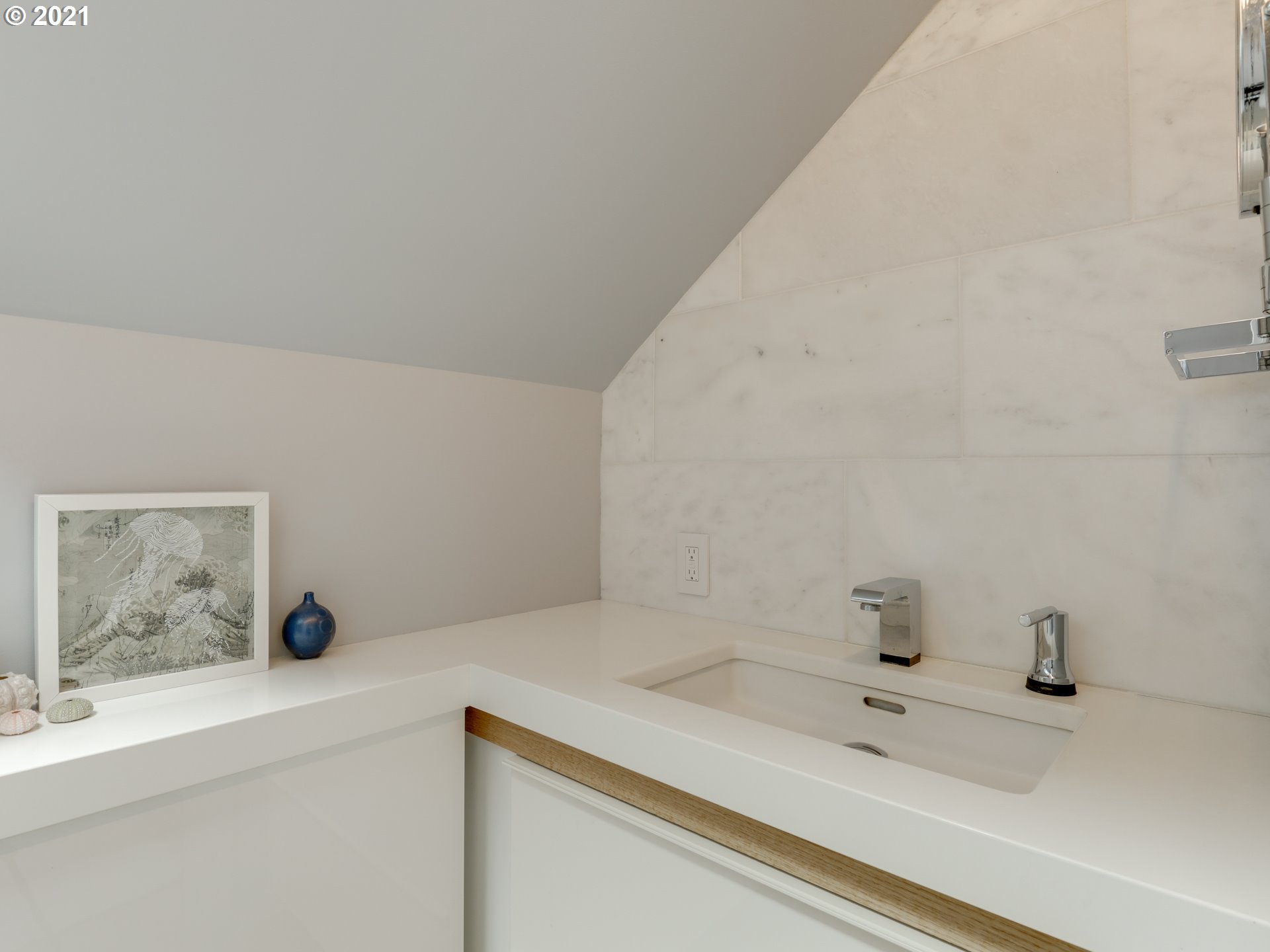 24800 Northwest St Helens Road, Unit L12 Portland, OR 97231 - Photo 25 of 32 Gallery Image 25
