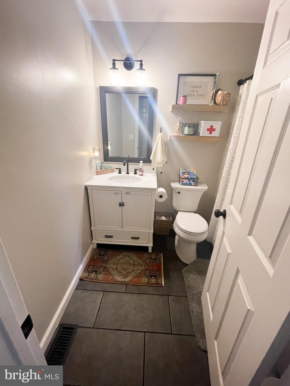 11636 Bald Bluff Road Lusby, MD 20657 - Photo 9 of 19 Hall Bath