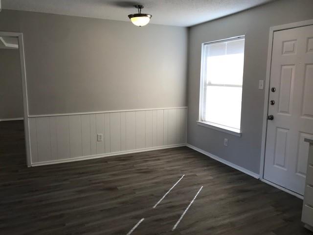 408 Signal Hill Court North, Unit 410 Fort Worth, TX 76112 - Photo 4 of 8