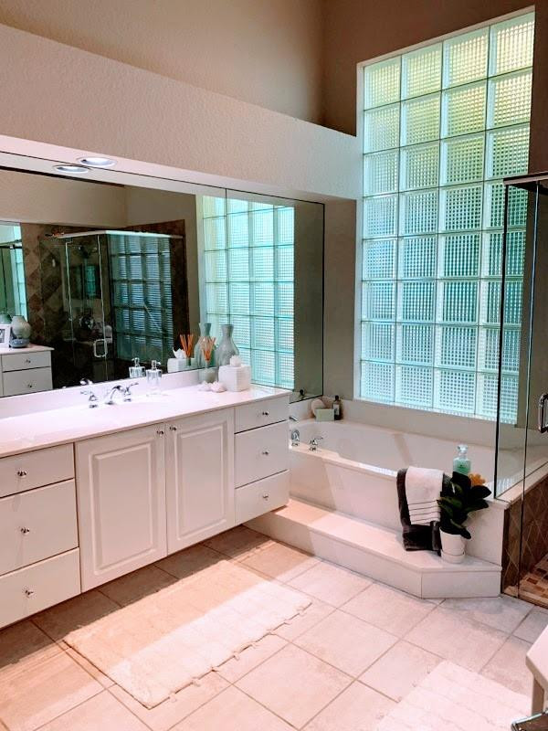 6498 Northwest 42nd Way Boca Raton, FL 33496 - Photo 14 of 31 Master Bath