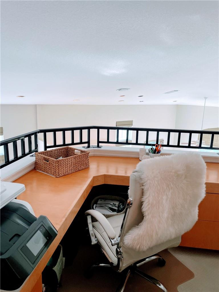 6498 Northwest 42nd Way Boca Raton, FL 33496 - Photo 22 of 31 Loft Desk