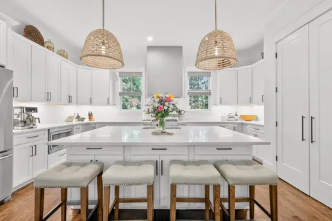$1,399,900 | 3733 Granny White Pike, Nashville, TN 37215
