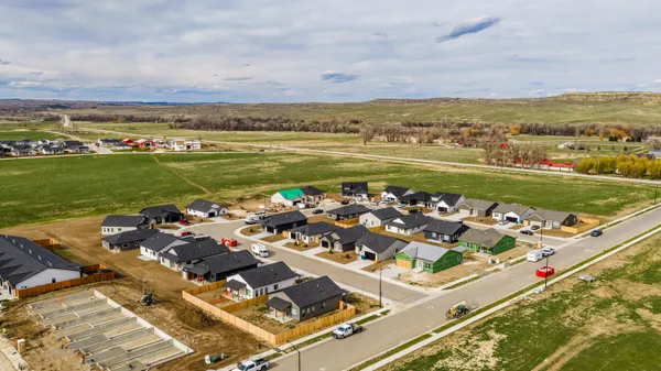 $295,500 | 1110 Edelman Loop, Sheridan, WY 82801