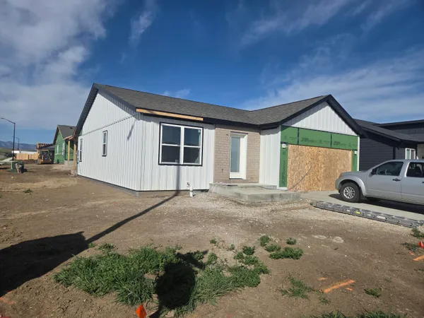 $295,500 | 1110 Edelman Loop, Sheridan, WY 82801