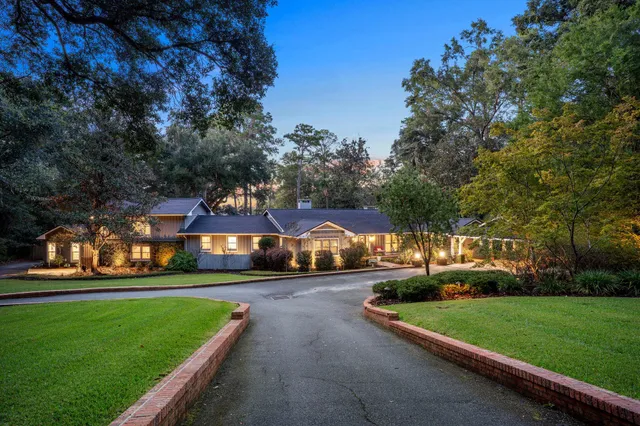 $1,595,000 | 3418 Lakeshore Drive, Tallahassee, FL 32312