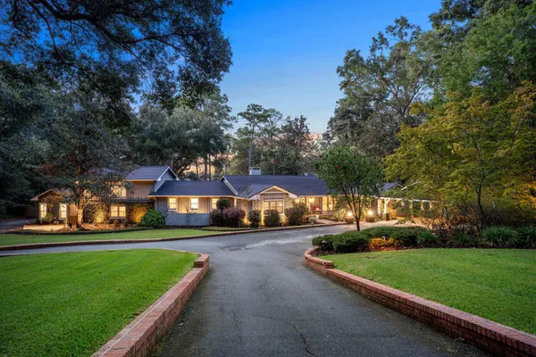 $1,499,000 | 3418 Lakeshore Drive, Tallahassee, FL 32312