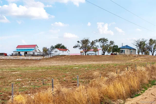 $850,000 | 17754 County Road JJ, Fort Morgan, CO 80701