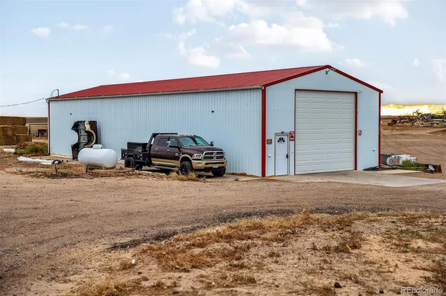 $850,000 | 17754 County Road JJ, Fort Morgan, CO 80701