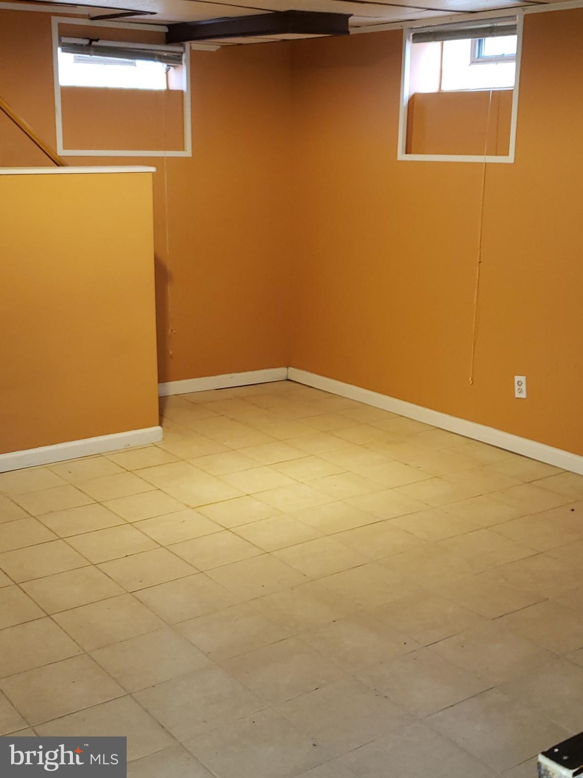 3603 Sussex Road Baltimore, MD 21207 - Photo 11 of 12