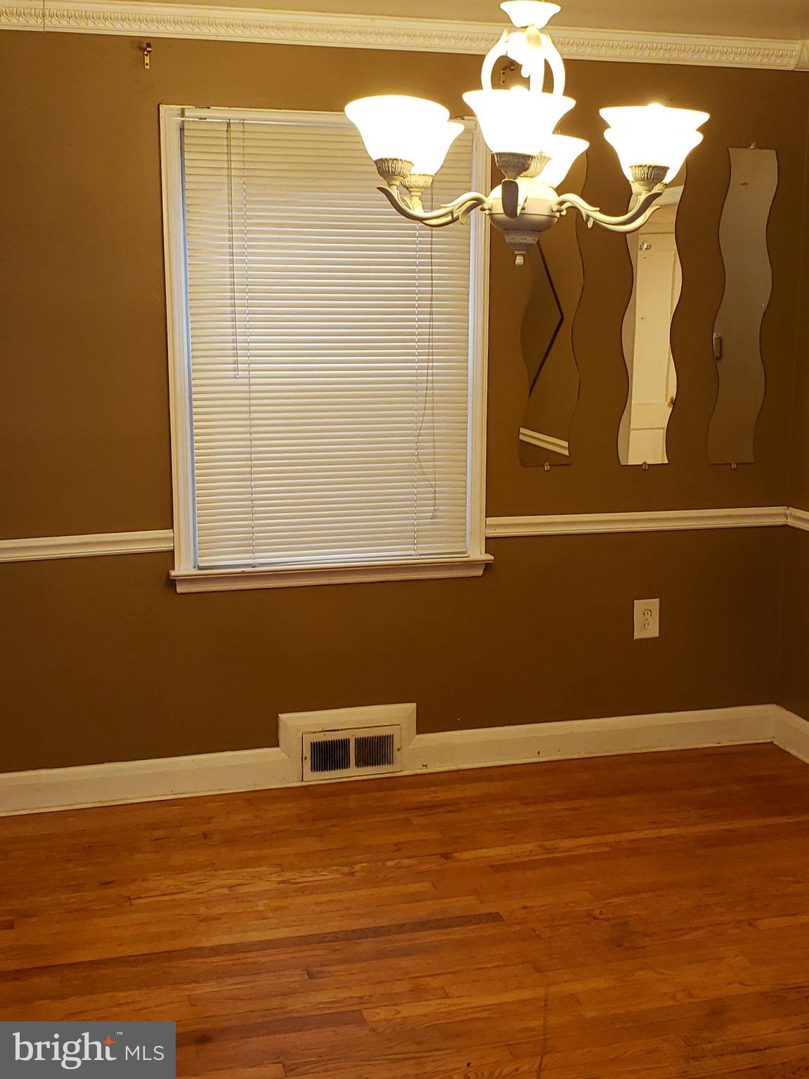 3603 Sussex Road Baltimore, MD 21207 - Photo 10 of 12