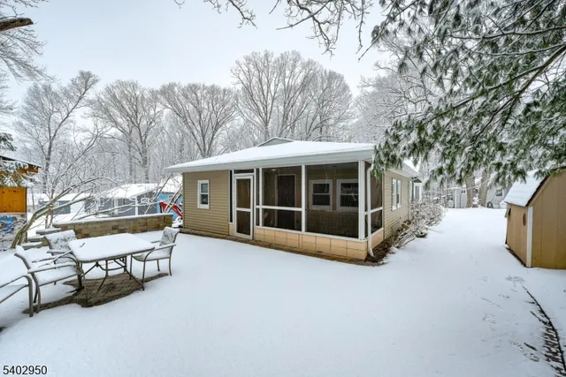 $325,000 | 13 Pochuck Drive, Vernon, NJ 07461