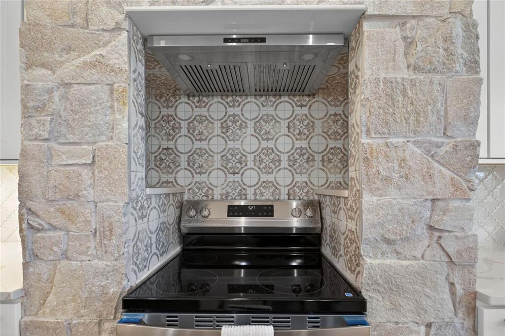 9093 Hanover Street Lithia Springs, GA 30122 - Photo 15 of 40