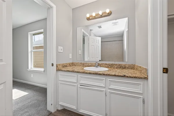$1,675 | 7521 Dyer Street, Houston, TX 77088