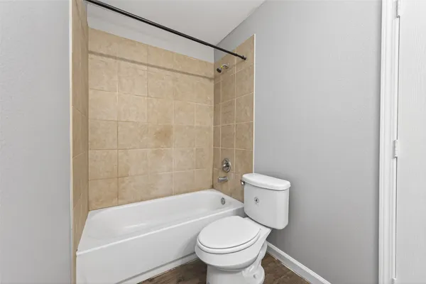 $1,675 | 7521 Dyer Street, Houston, TX 77088