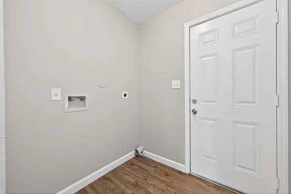 $1,675 | 7521 Dyer Street, Houston, TX 77088