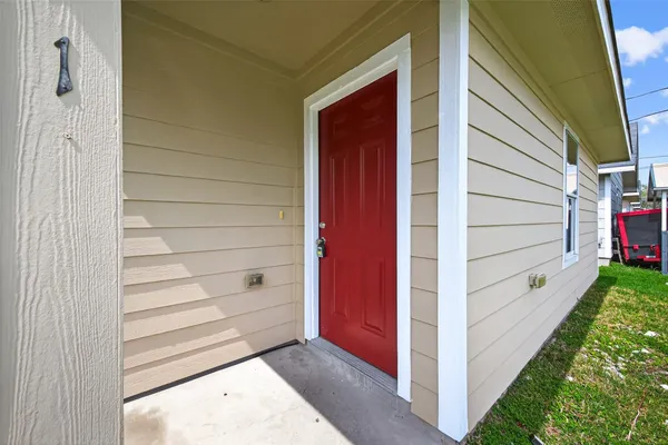 $1,675 | 7521 Dyer Street, Houston, TX 77088