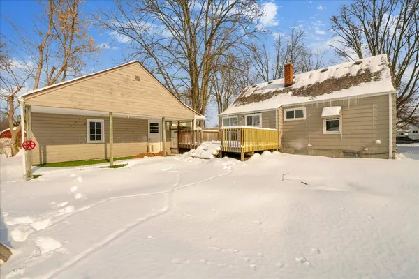 $229,000 | 1330 Minnesota Avenue, Marysville, MI 48040