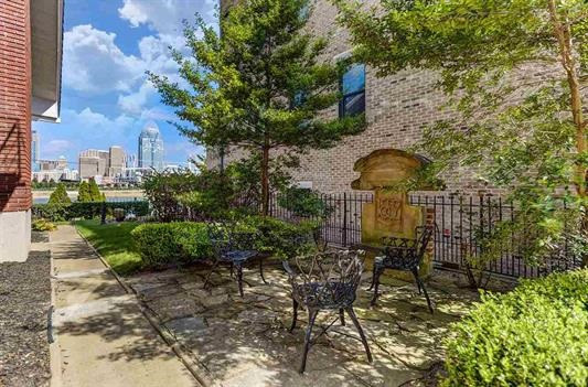 219 Riverside Drive Covington, KY 41011 - Photo 21 of 25