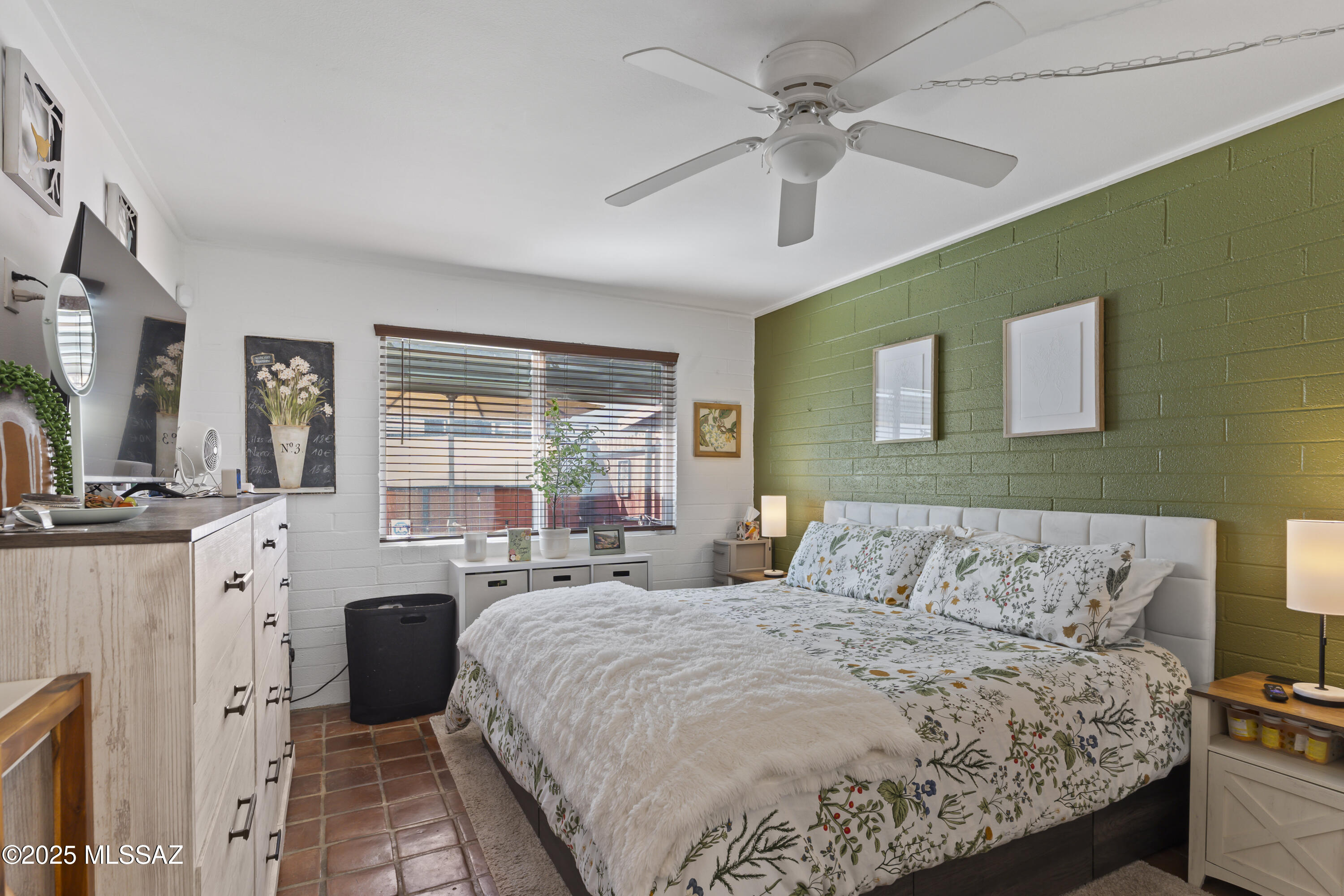 492 North Silverbell Road, Unit #A Tucson, AZ 85745 - Photo 16 of 33