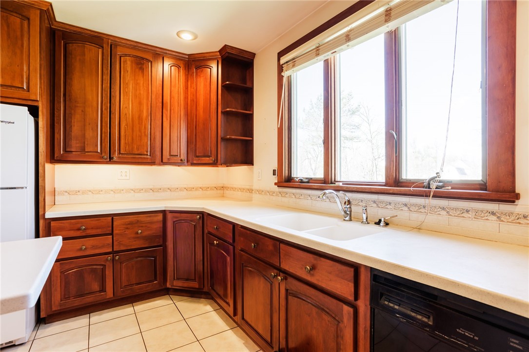 44 Oak Street Avon, NY 14414 - Photo 14 of 34