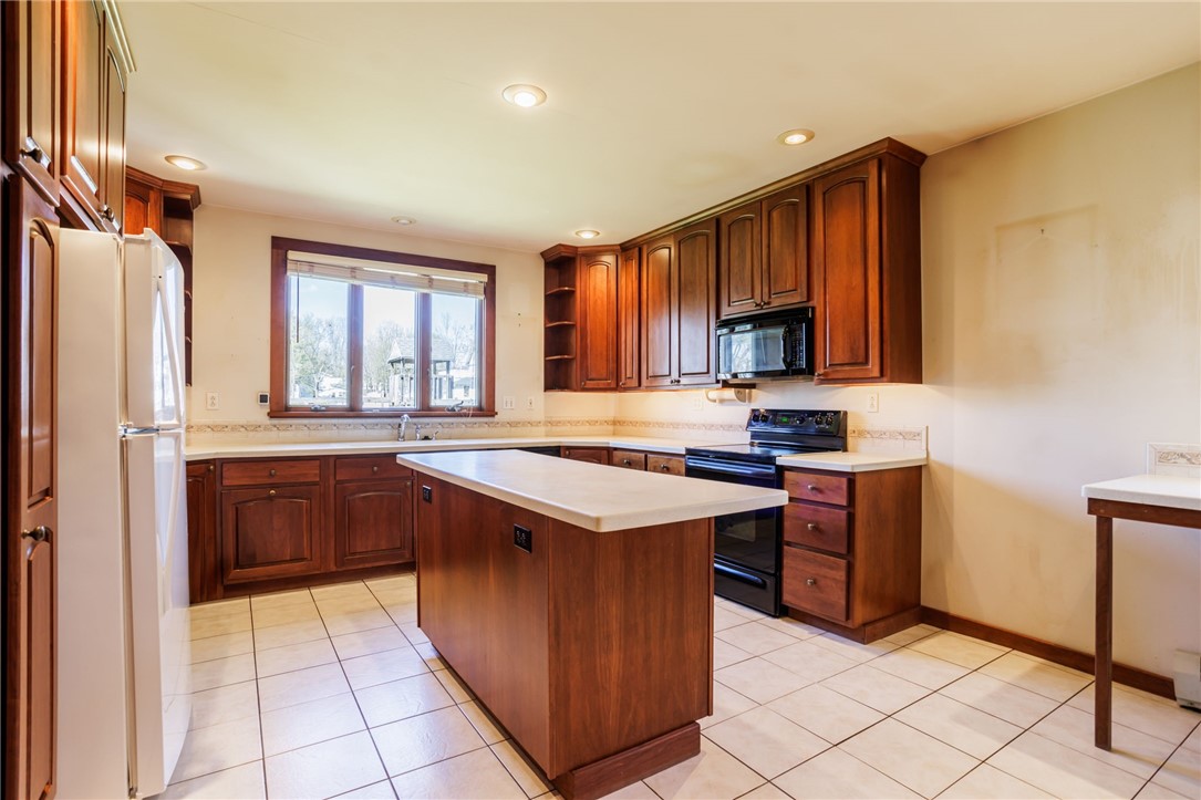 44 Oak Street Avon, NY 14414 - Photo 17 of 34