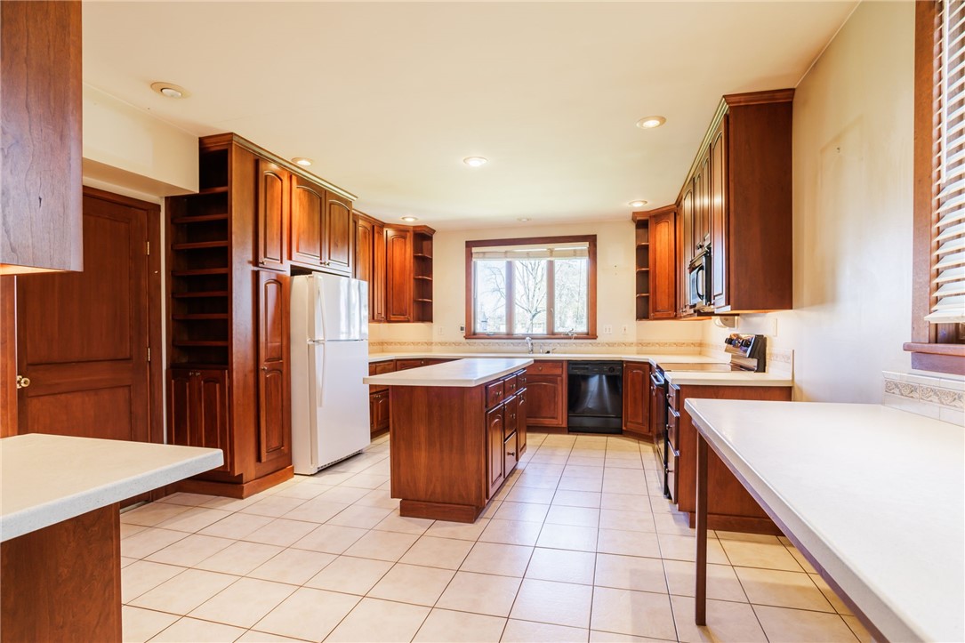 44 Oak Street Avon, NY 14414 - Photo 18 of 34