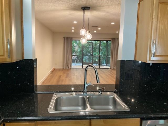 2106 Northeast 44th Street Lighthouse Point, FL 33064 - Photo 29 of 43