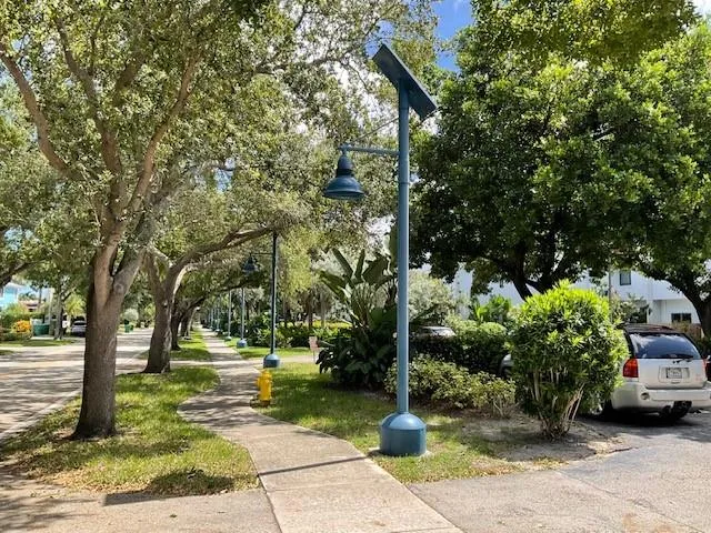 $2,650 | 2106 Northeast 44th Street, Lighthouse Point, FL 33064