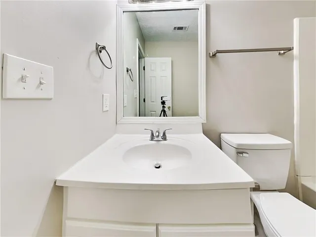 $1,575 | 200 Adam Circle, McDonough, GA 30253